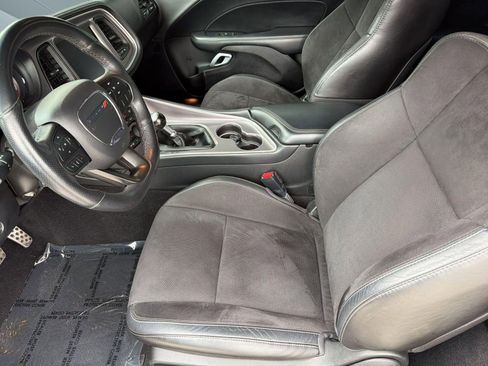 Used 2022 Dodge Challenger R/T w/ Plus Package RWD image 4