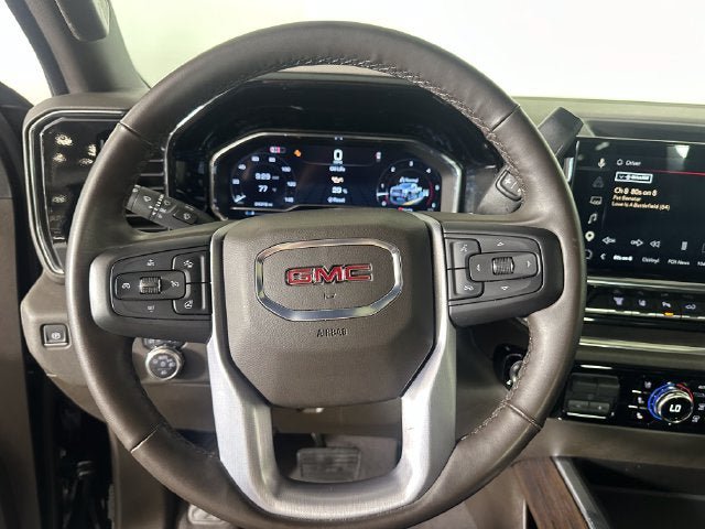 Used 2025 GMC Sierra 3500 SLT w/ SLT Premium Package AWD/4WD image 14