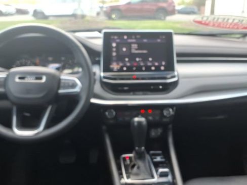 Certified 2023 Jeep Compass Limited AWD/4WD image 11