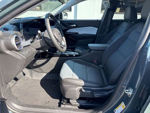 New 2026 Chevrolet Trax LT w/ Midnight Edition image 16