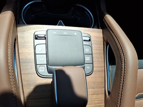 New 2025 Mercedes-Benz GLE 53 AMG 4MATIC image 18