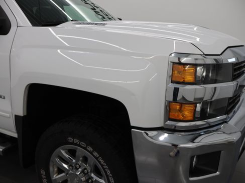 Used 2017 Chevrolet Silverado 2500 LT w/ LT Convenience Package AWD/4WD image 23