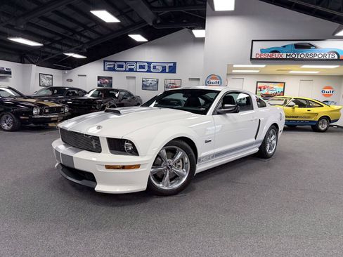 Used 2007 Ford Mustang GT image 33