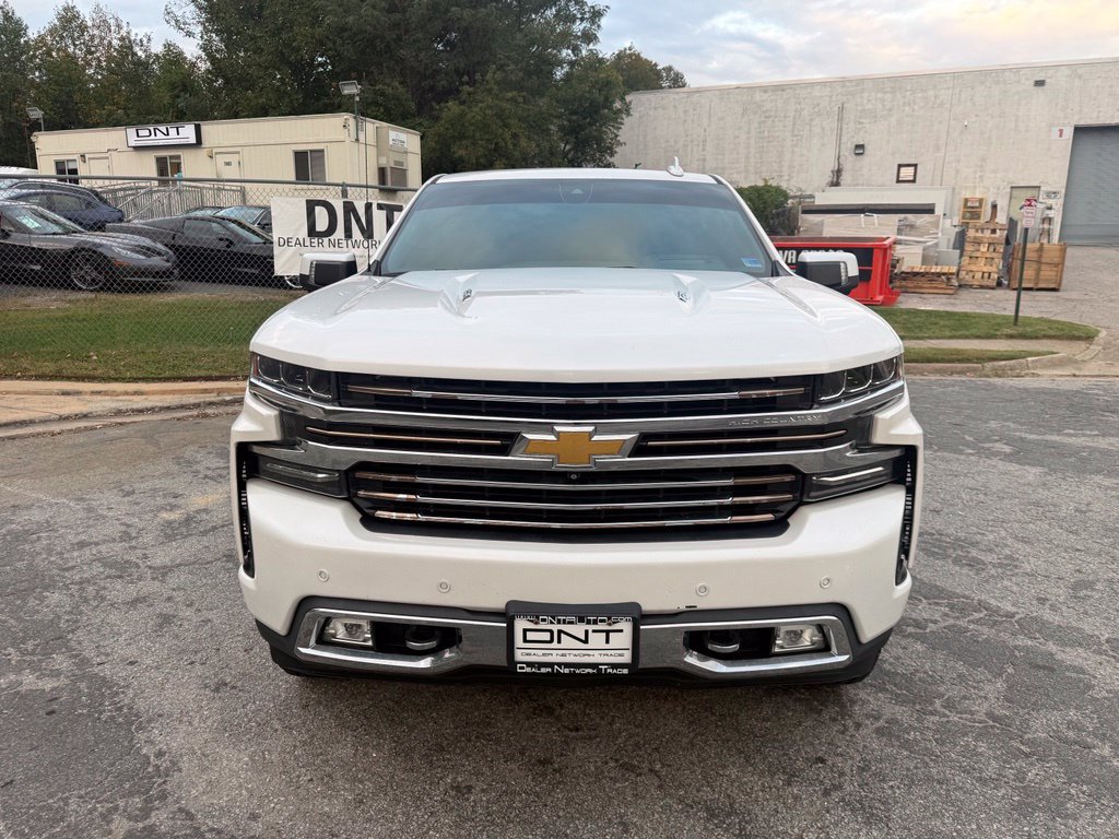 Used 2019 Chevrolet Silverado 1500 High Country w/ Technology Package AWD/4WD image 2