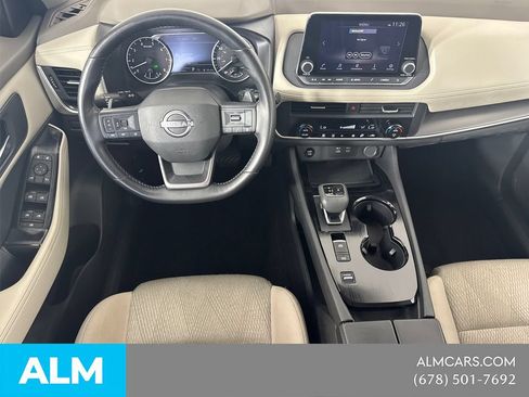 Used 2025 Nissan Rogue SV FWD image 26