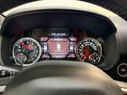 Used 2022 RAM 1500 Big Horn AWD/4WD image 9