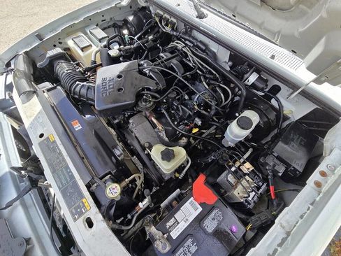 Used 2010 Ford Ranger XL image 21