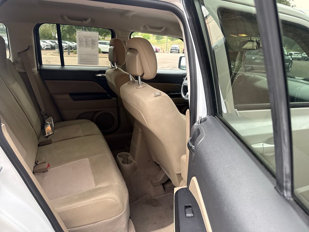 Used 2015 Jeep Patriot Sport w/ Power Value Group FWD image 23