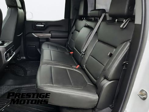 Used 2019 Chevrolet Silverado 1500 LTZ w/ LTZ Premium Package AWD/4WD image 32