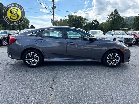 Used 2018 Honda Civic LX image 7