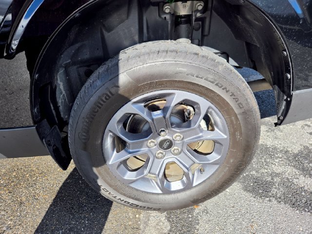 Used 2025 Ford Maverick XLT w/ Equipment Group 301A AWD/4WD image 27