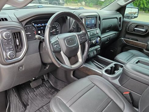 Used 2022 GMC Sierra 1500 Denali w/ Denali Premium Package image 10