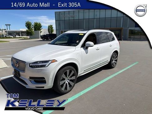 Used 2024 Volvo XC90 T8 Ultimate w/ Protection Package Premier AWD/4WD image 1