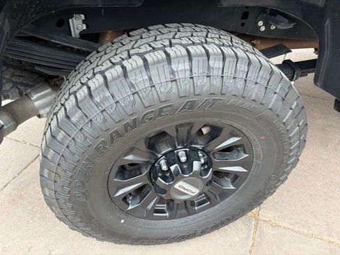 Used 2022 Ford F250 Platinum w/ Tremor Off-Road Package image 15