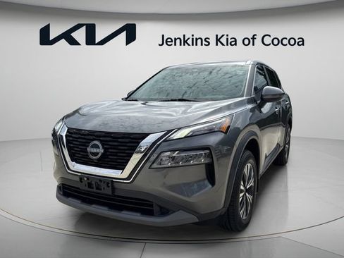 Used 2023 Nissan Rogue SV FWD image 10