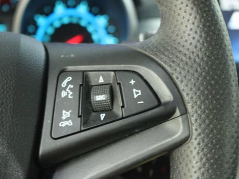 Used 2016 Chevrolet Cruze LT FWD image 17