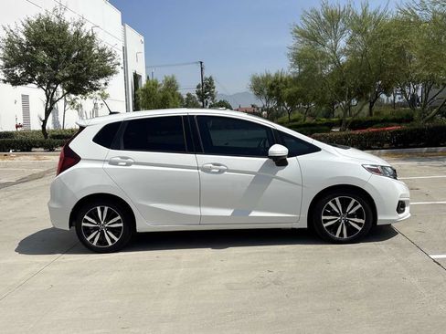 Used 2019 Honda Fit EX image 2
