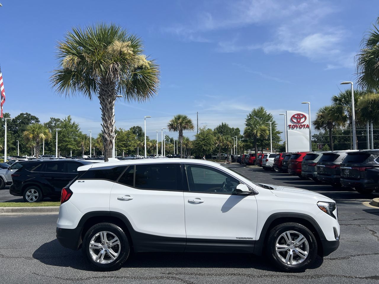 Used 2018 GMC Terrain SLE FWD image 11