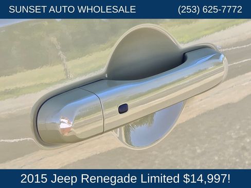 Used 2015 Jeep Renegade Limited w/ Advanced Technology Group AWD/4WD image 24