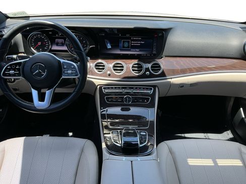Used 2019 Mercedes-Benz E 300 w/ Premium 1 Package image 10