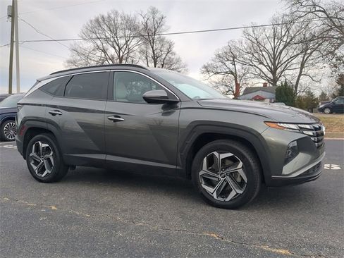 Used 2023 Hyundai Tucson SEL w/ Convenience Package image 2