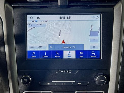Used 2020 Ford Fusion SEL FWD image 22