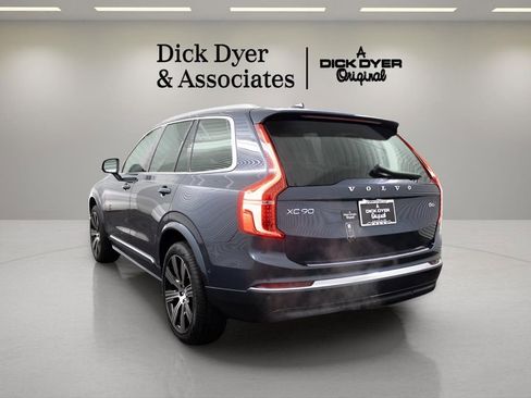 Used 2025 Volvo XC90 B6 Plus w/ Protection Package Premier image 6