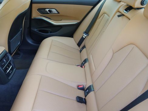 Used 2023 BMW 330i Sedan w/ Premium Package RWD image 37