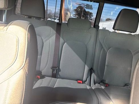 Used 2023 RAM 1500 Big Horn image 15
