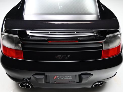Used 2003 Porsche 911 GT2 RWD image 5