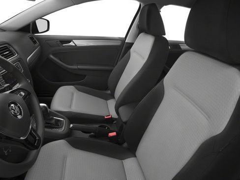 Used 2018 Volkswagen Jetta SEL FWD image 9