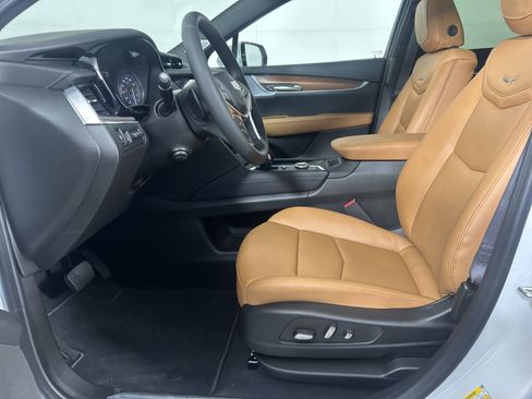 New 2025 Cadillac XT5 Premium Luxury w/ Technology Package image 12