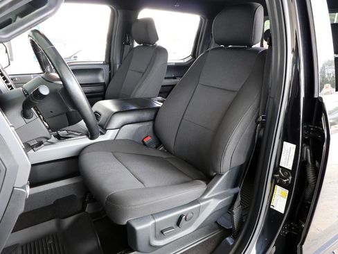 Used 2020 Ford F150 XLT w/ Equipment Group 302A Luxury AWD/4WD image 14
