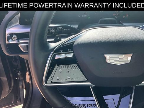 Used 2025 Cadillac Lyriq Luxury w/ LPO, Floor Liner Package AWD/4WD image 16