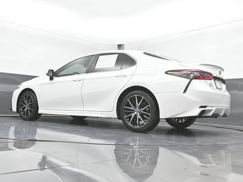 Used 2024 Toyota Camry SE FWD image 42