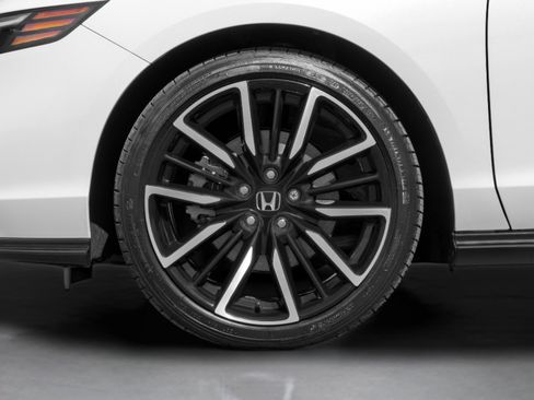 Used 2023 Honda Accord Sport image 46