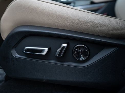 Certified 2025 Acura MDX SH-AWD image 28