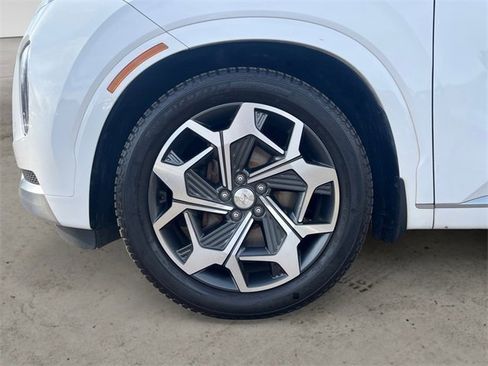 Used 2021 Hyundai Palisade Calligraphy w/ Winter Package image 15