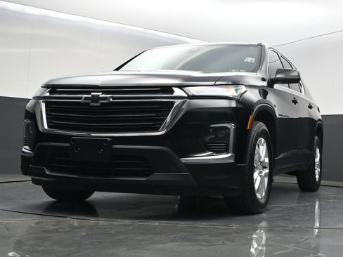 Used 2023 Chevrolet Traverse LS AWD/4WD image 34