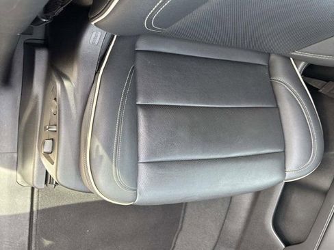 Used 2024 Chevrolet Suburban Premier image 6