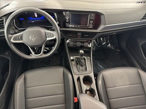 Used 2024 Volkswagen Jetta SE image 27