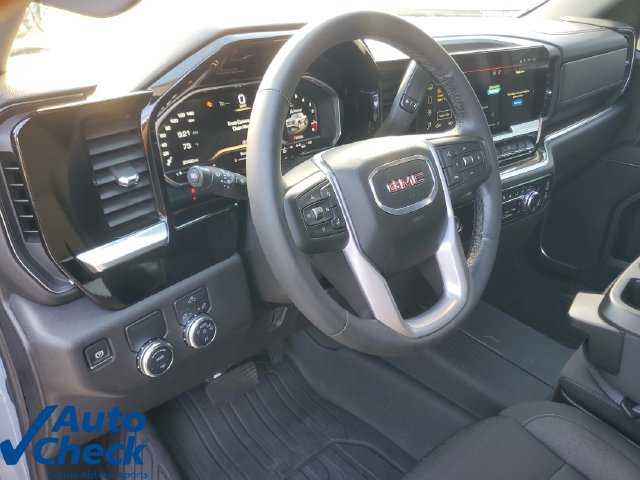 Used 2024 GMC Sierra 1500 Elevation w/ LPO, Elevation Black Package RWD image 17