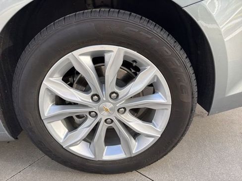 Used 2024 Chevrolet Malibu LT image 12