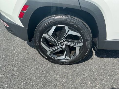 Certified 2022 Hyundai Tucson SEL w/ Convenience + Premium Package AWD/4WD image 5