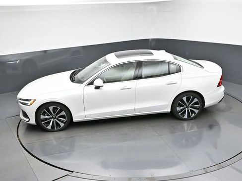 Used 2023 Volvo S60 B5 Ultimate w/ Climate Package image 45