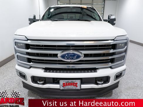 Used 2024 Ford F350 Limited w/ FX4 Off-Road Package image 7