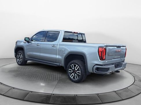 Used 2024 GMC Sierra 1500 AT4 w/ Technology Package AWD/4WD image 5