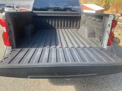 Certified 2024 Chevrolet Silverado 1500 RST image 8