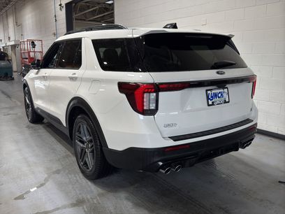 Used 2025 Ford Explorer ST