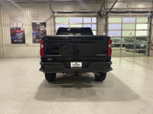 Used 2020 Chevrolet Silverado 2500 Custom w/ Custom Value Package AWD/4WD image 7